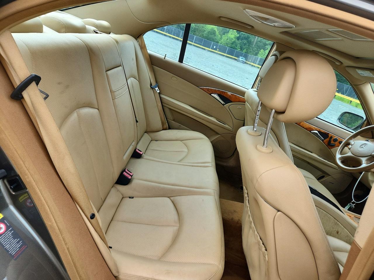 2008 Mercedes-benz E 350 Gray vin: WDBUF56X88B202455
