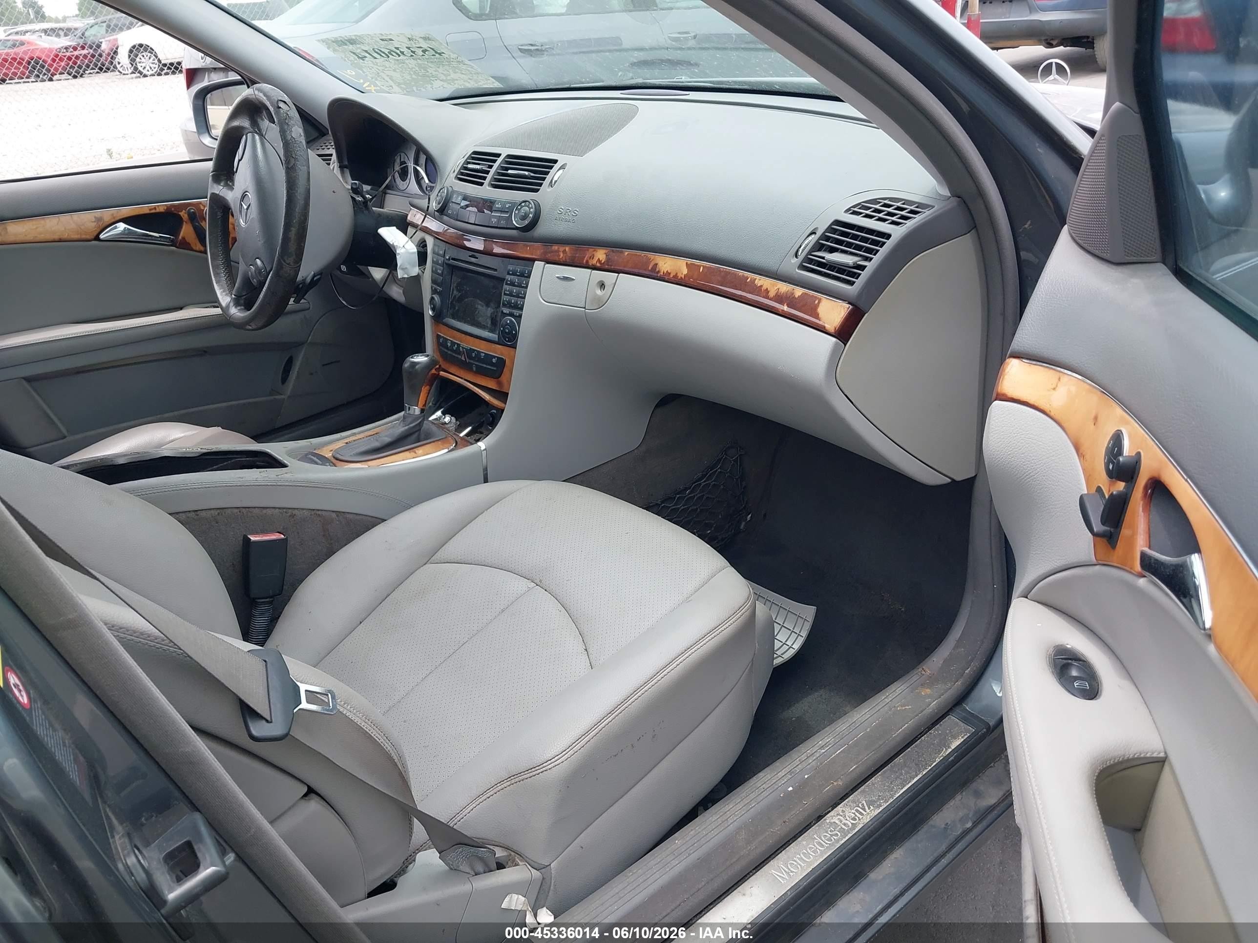 2009 Mercedes-benz E 350 Gray vin: WDBUF56X89B418971