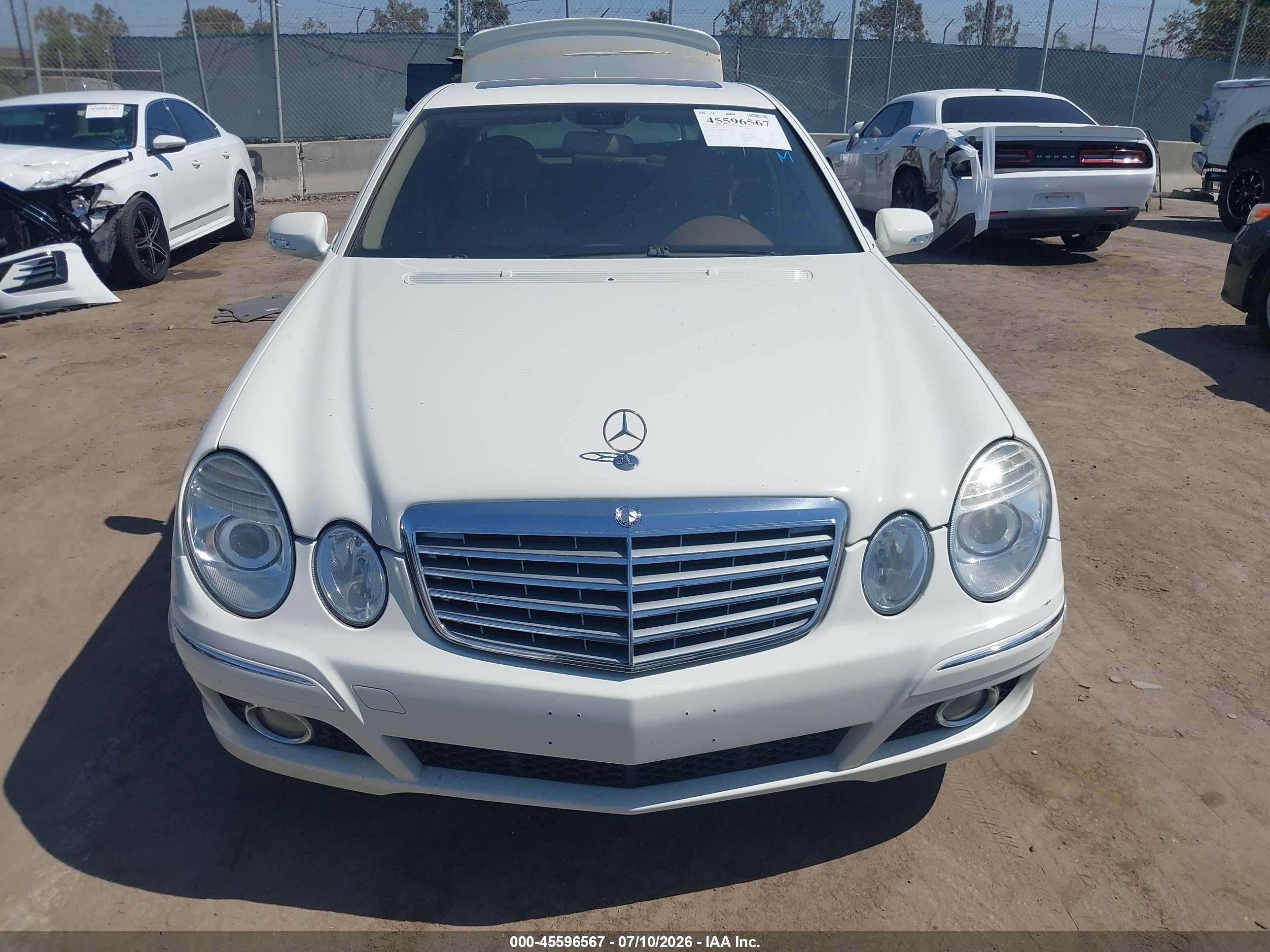 2007 Mercedes-benz E 350   White vin: WDBUF56X97B095818