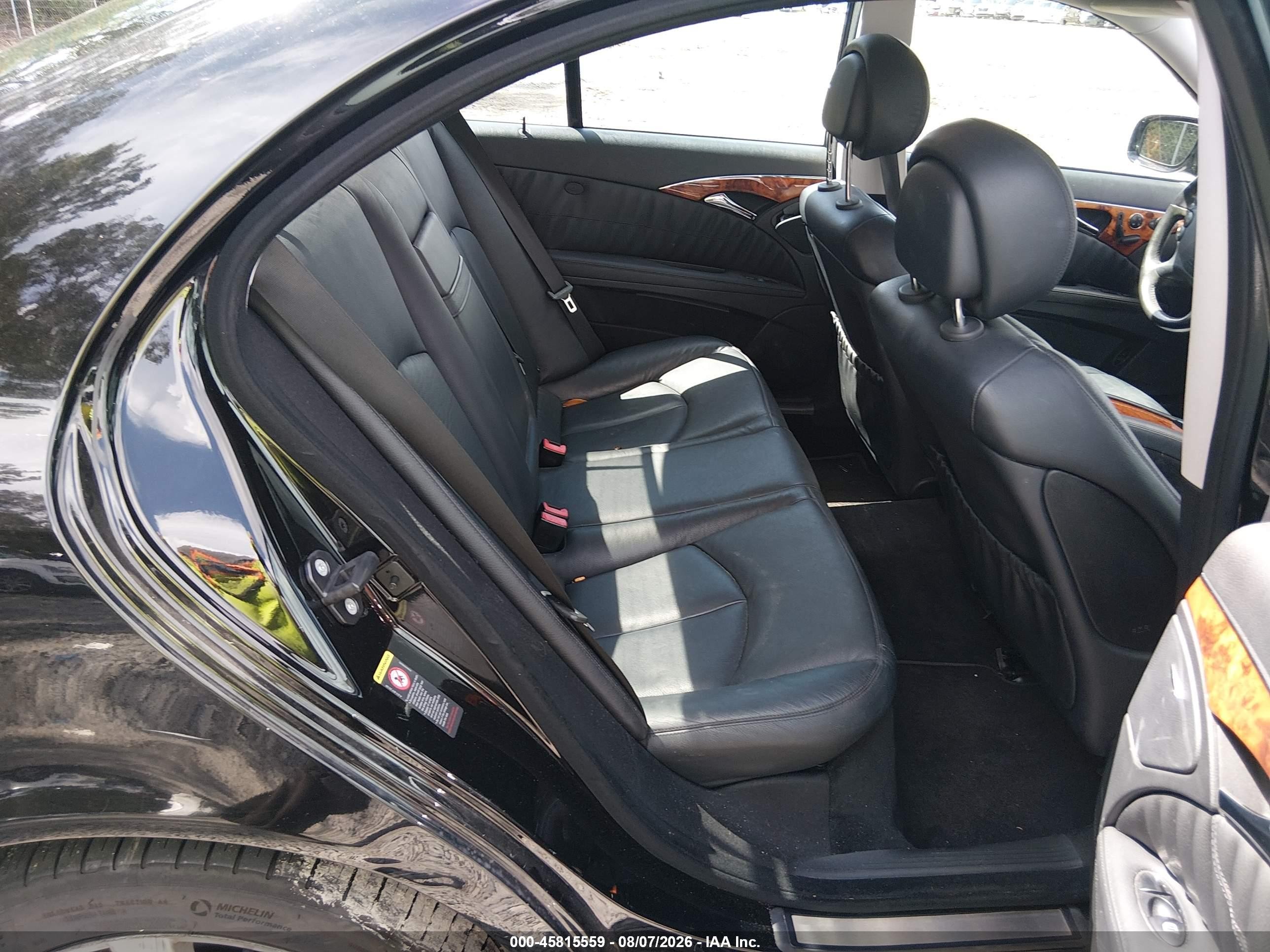 2007 Mercedes-benz E 350   Black vin: WDBUF56X97B097956
