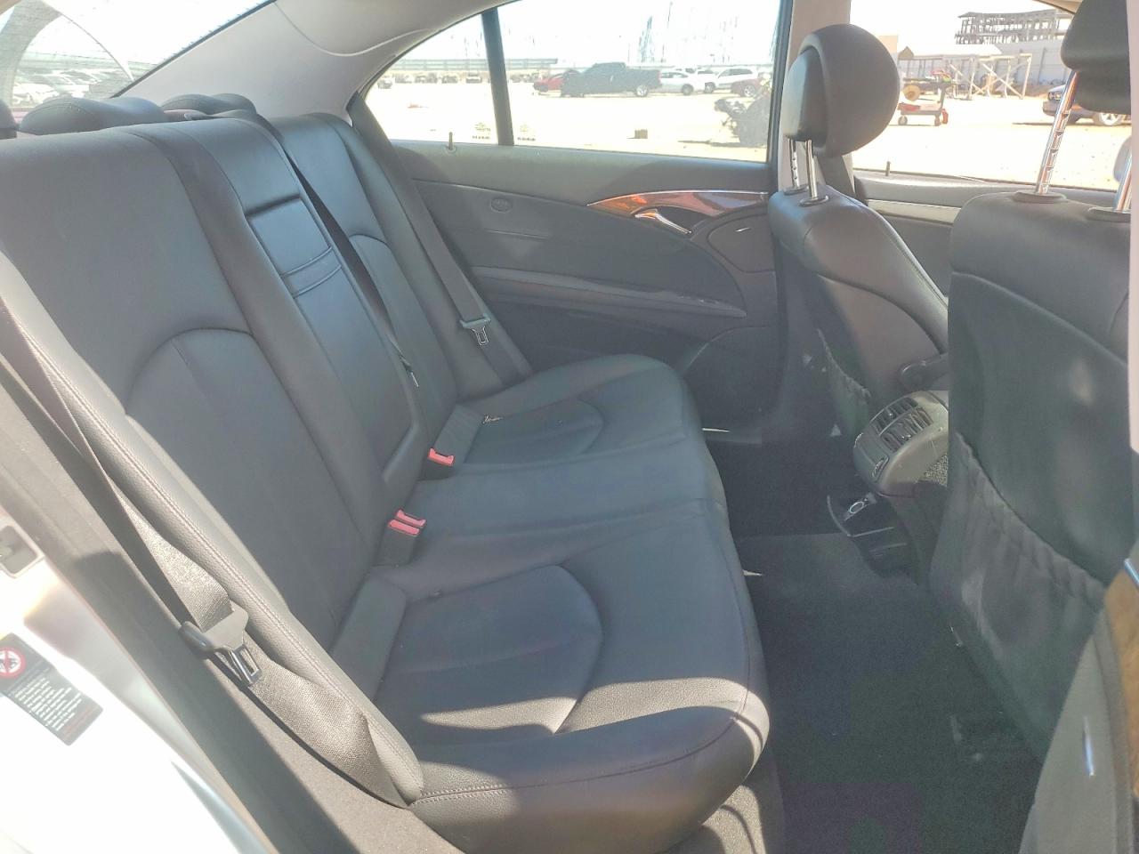 2008 Mercedes-benz E 350 Silver vin: WDBUF56X98B348329