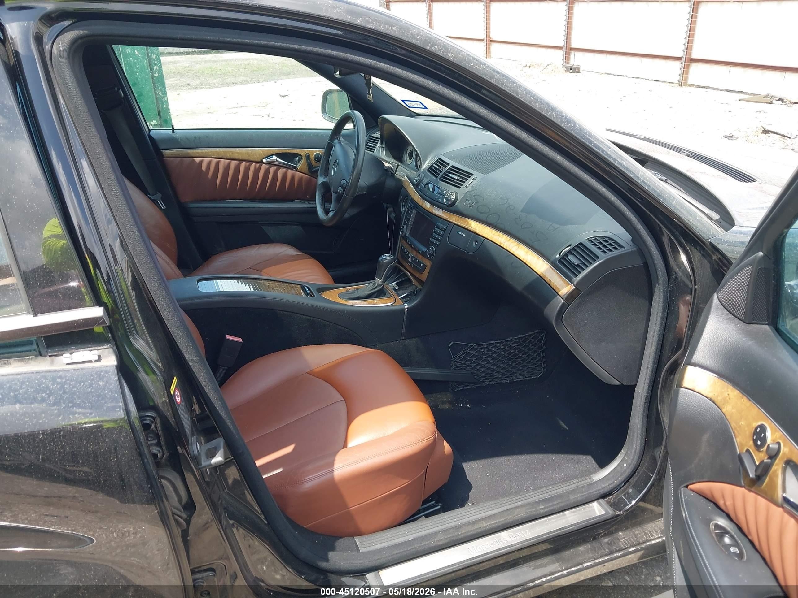 2007 Mercedes-benz E 350   Черный vin: WDBUF56XX7B079482