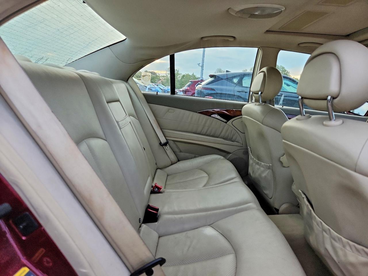 2003 Mercedes-benz E 320 Burgundy vin: WDBUF65J03A130698