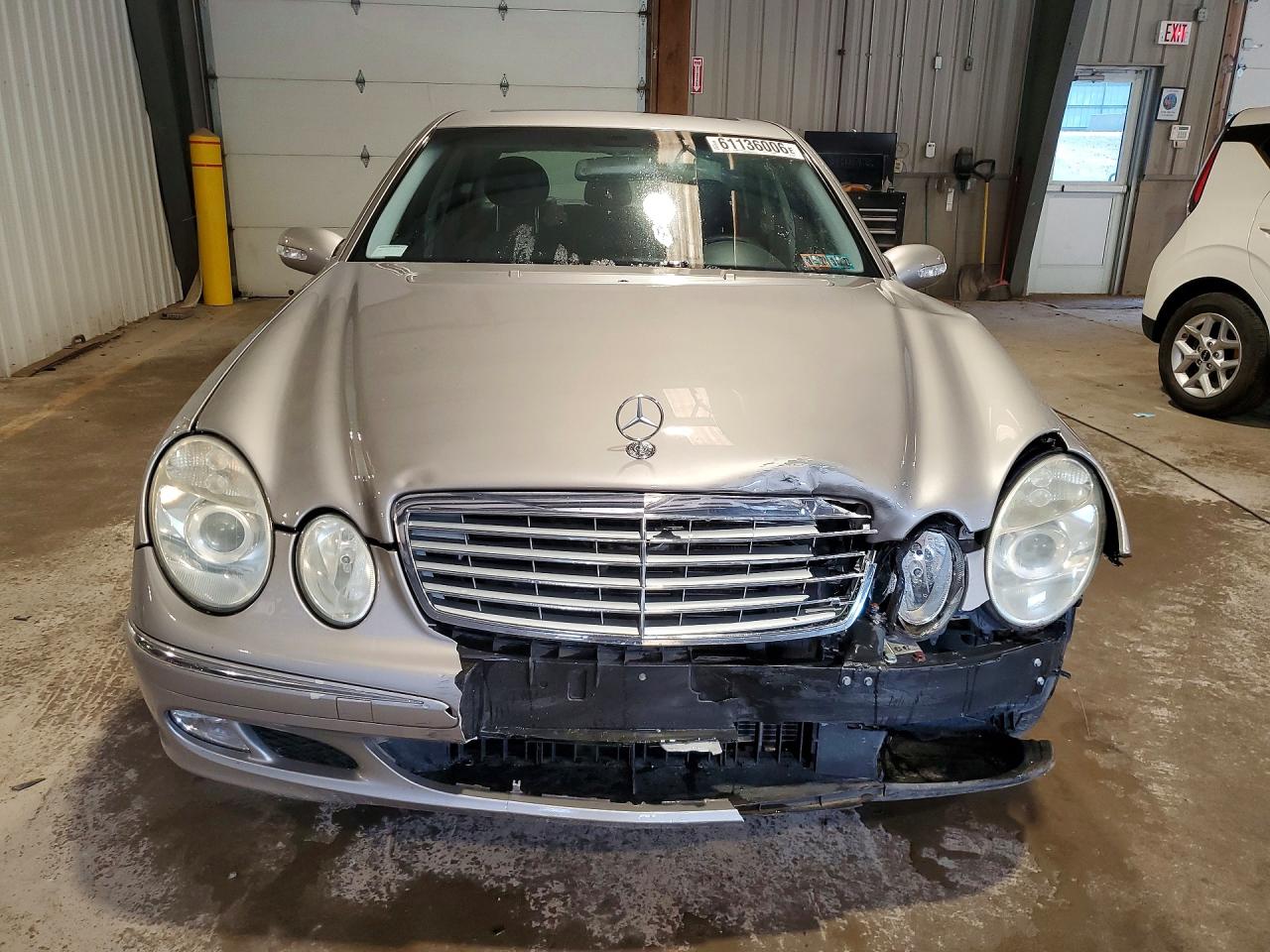 2003 Mercedes-benz E 320 Silver vin: WDBUF65J03A239081