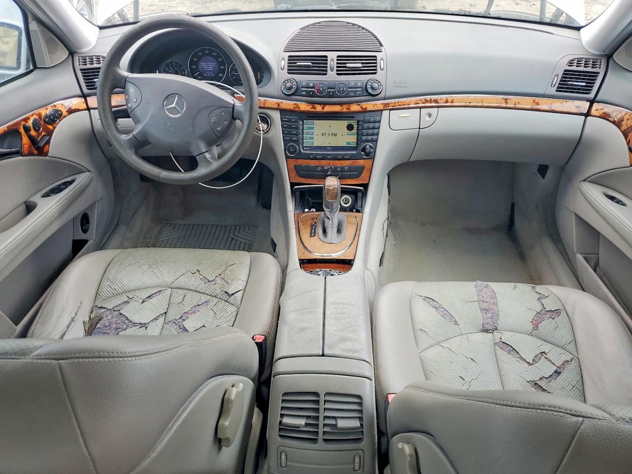 2004 Mercedes-benz E 320 Silver vin: WDBUF65J04A408095