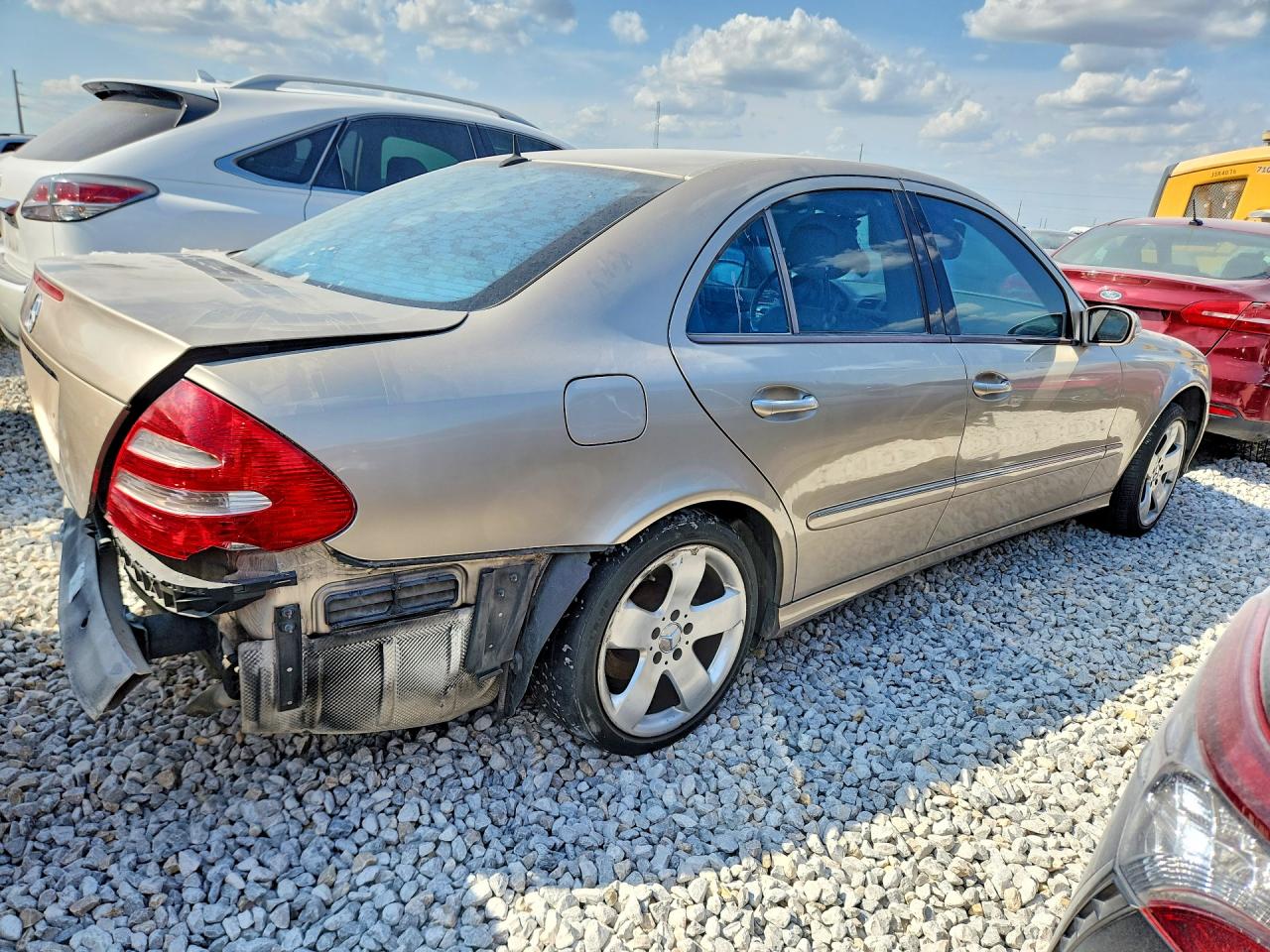 2004 Mercedes-benz E 320 Gold vin: WDBUF65J04A520122