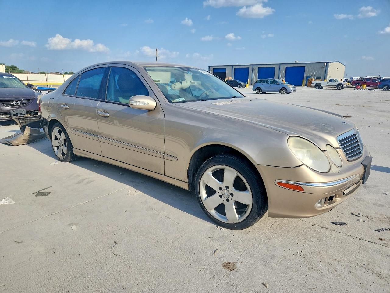2004 Mercedes-benz E 320 Gold vin: WDBUF65J04A520122