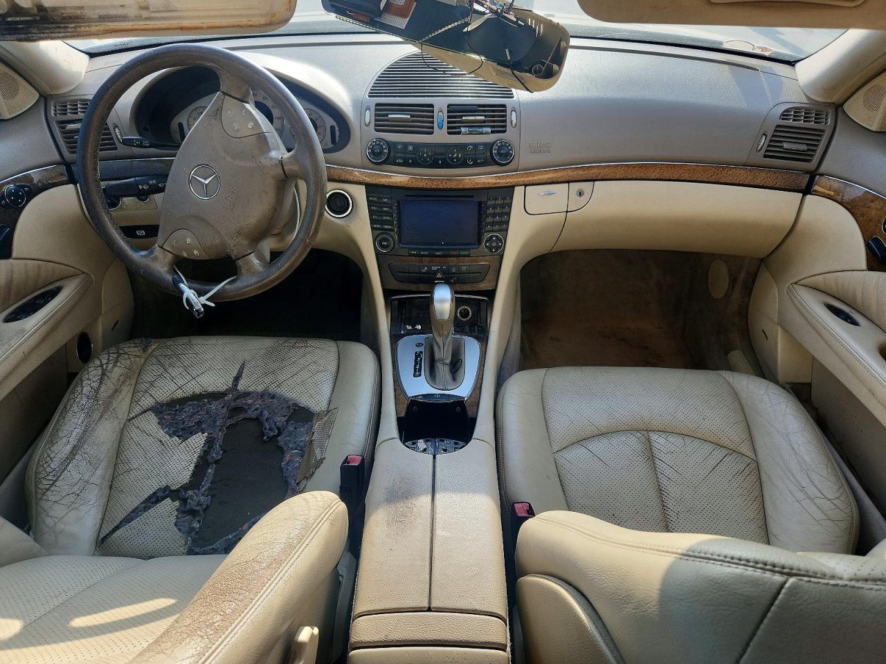 2004 Mercedes-benz E 320 Gold vin: WDBUF65J04A520122