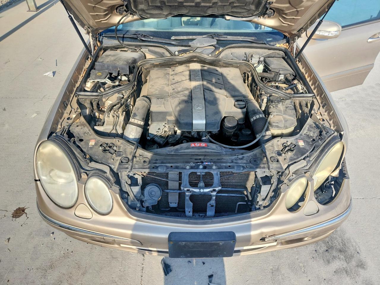 2004 Mercedes-benz E 320 Gold vin: WDBUF65J04A520122