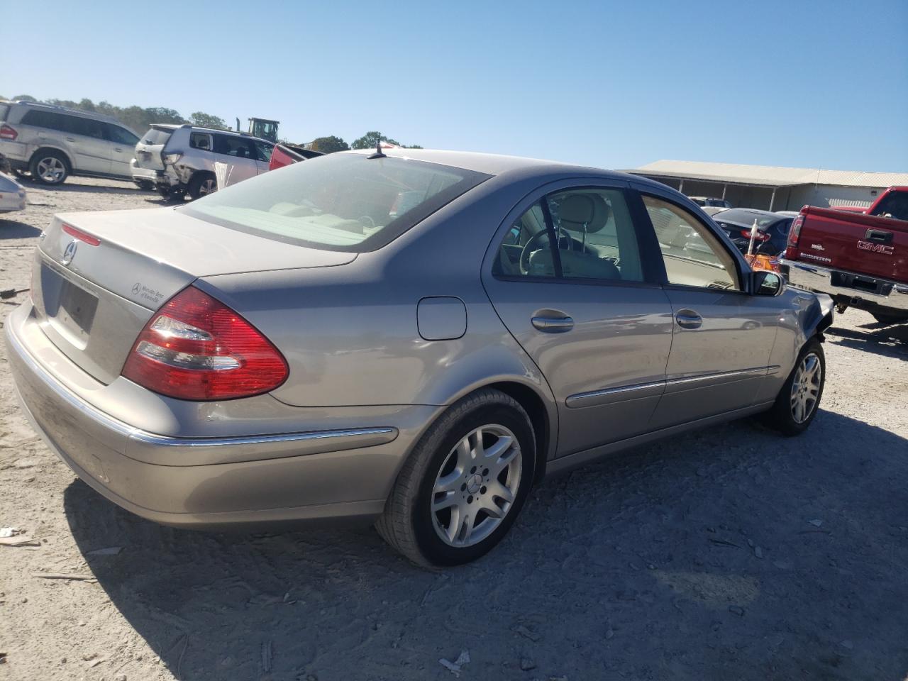 2003 Mercedes-benz E 320 Серебряный vin: WDBUF65J13A294235