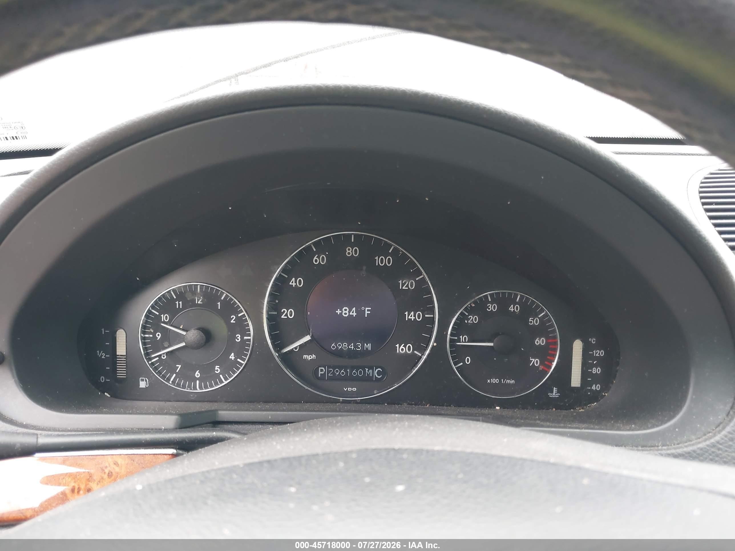 2004 Mercedes-benz E 320   Black vin: WDBUF65J14A394546