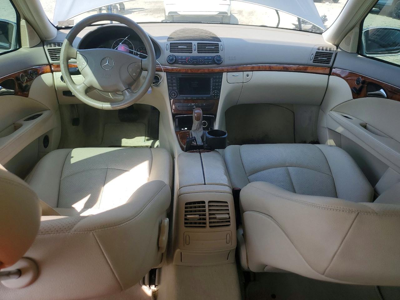 2004 Mercedes-benz E 320 Золотой vin: WDBUF65J14A453594