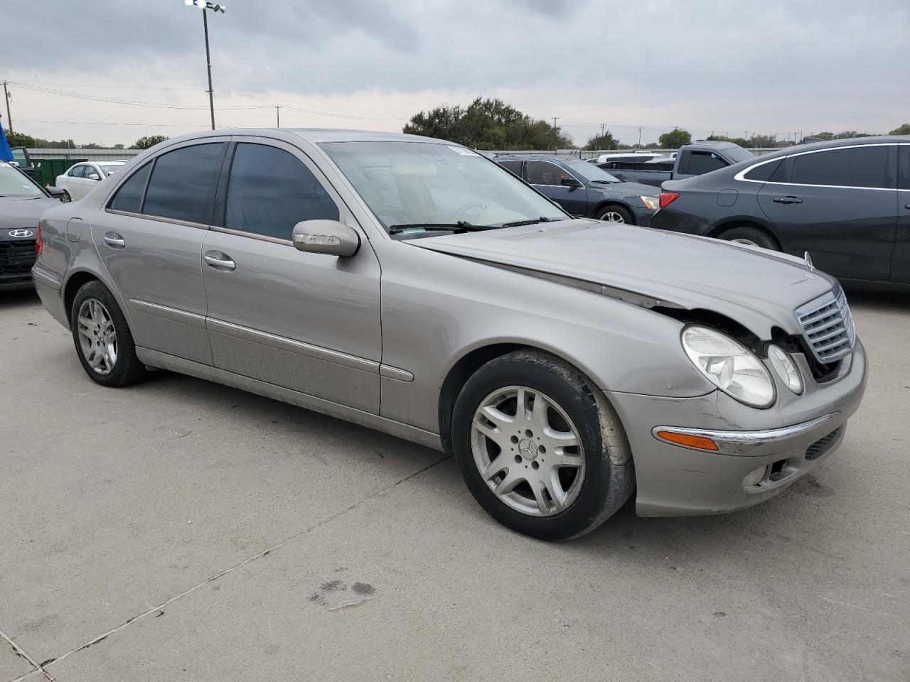 2003 Merz E 320 Серебряный vin: WDBUF65J23A310409