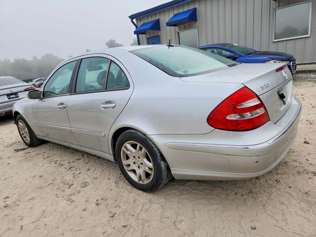 2004 Mercedes-benz E 320 Silver vin: WDBUF65J24A454902