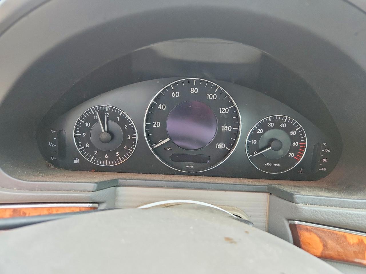 2004 Mercedes-benz E 320 Silver vin: WDBUF65J24A454902