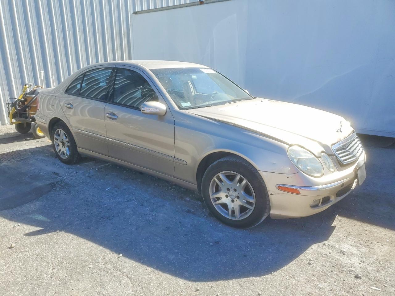 2004 Mercedes-benz E 320 Tan vin: WDBUF65J24A468962