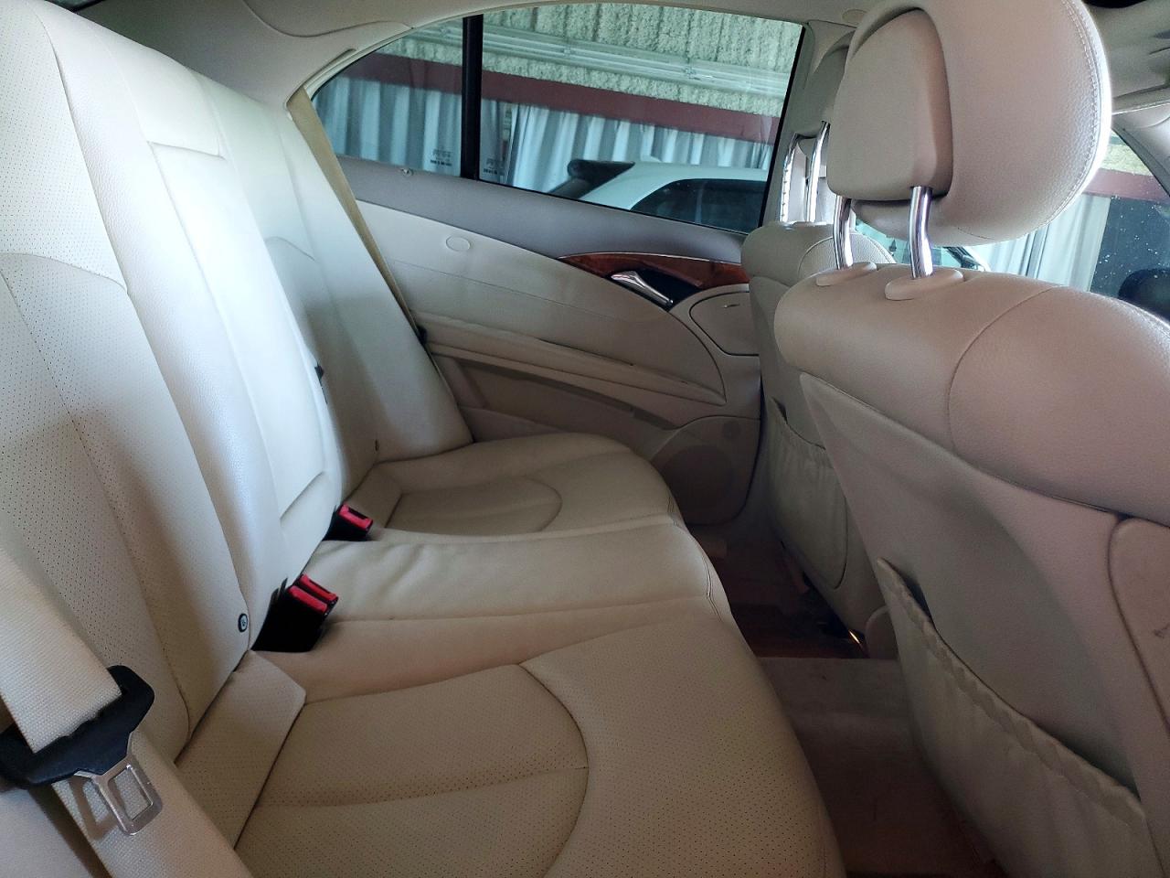 2004 Mercedes-benz E 320 Blue vin: WDBUF65J24A575560