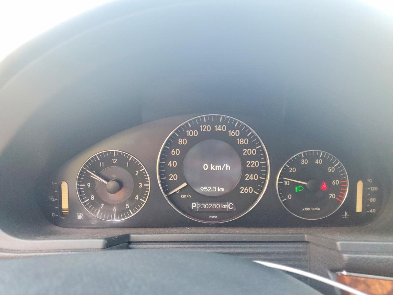 2005 Mercedes-benz E 320 Silver vin: WDBUF65J25A664921