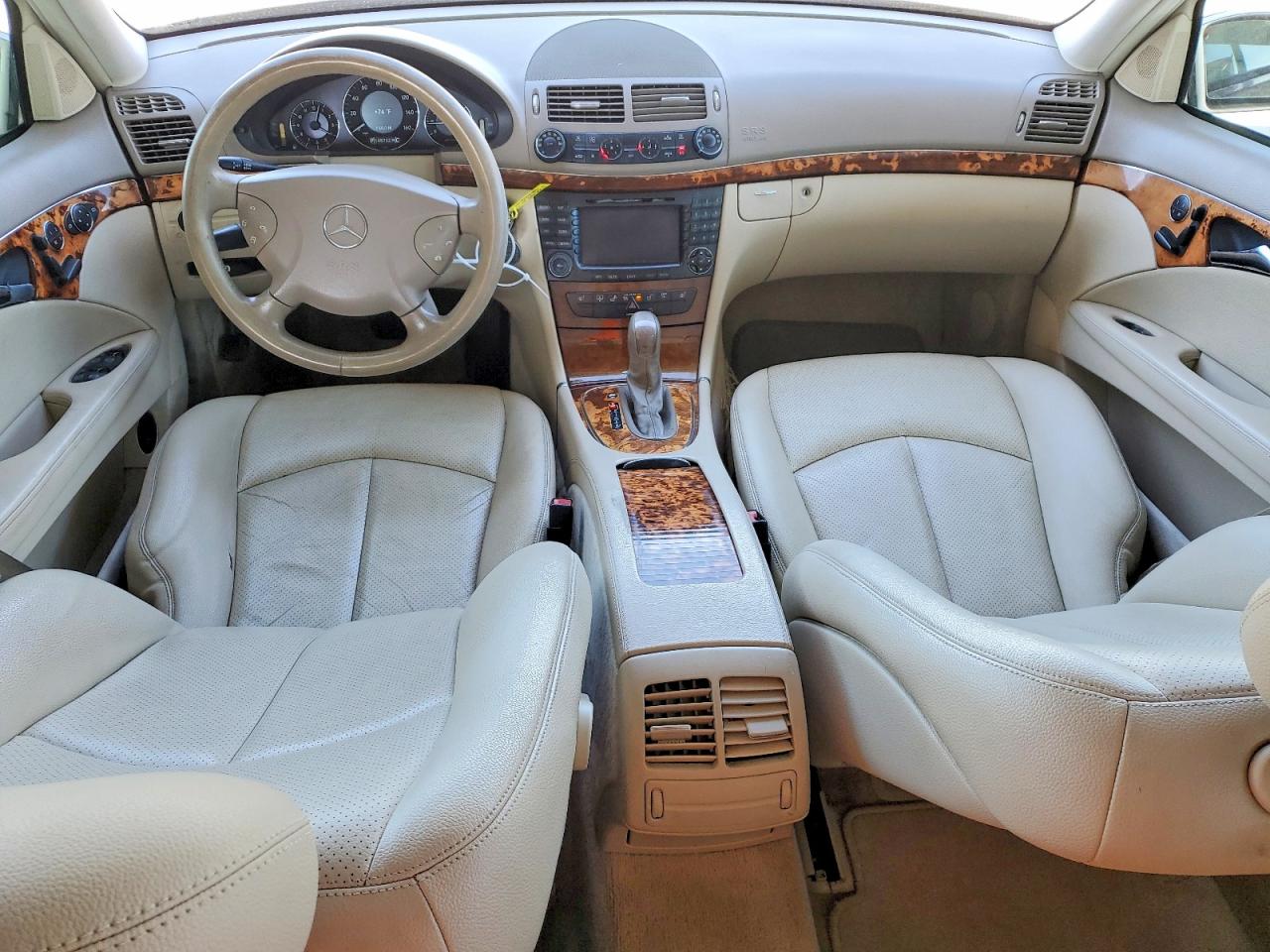 2005 Mercedes-benz E 320 Tan vin: WDBUF65J25A730870