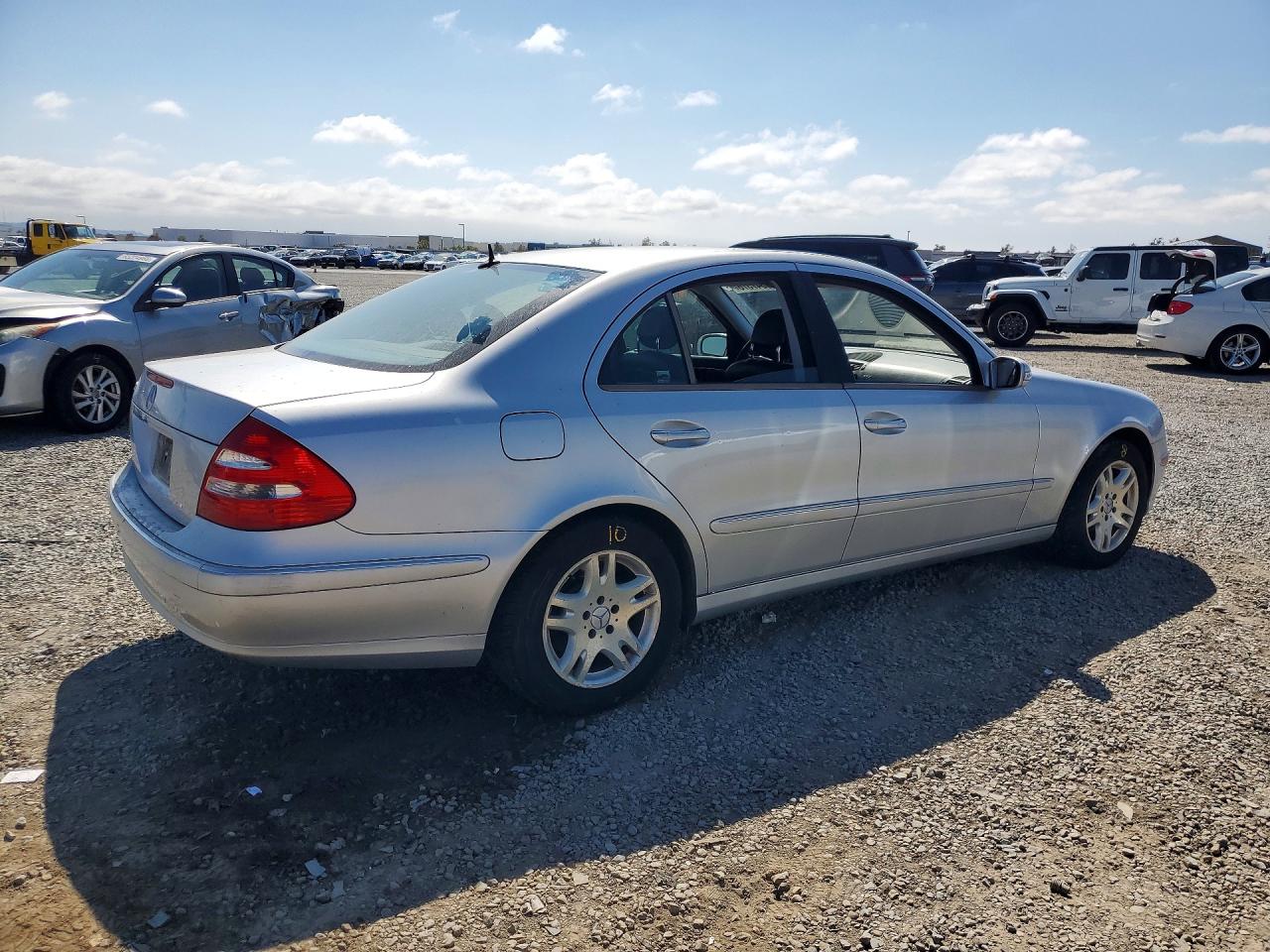 2004 Mercedes-benz E 320 Silver vin: WDBUF65J34A415154