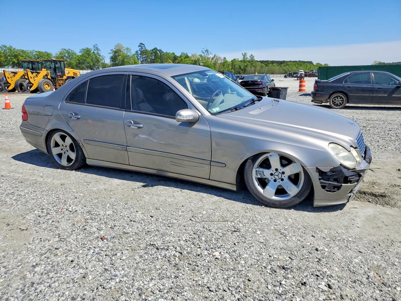 2004 Mercedes-benz E 320 Silver vin: WDBUF65J34A420547