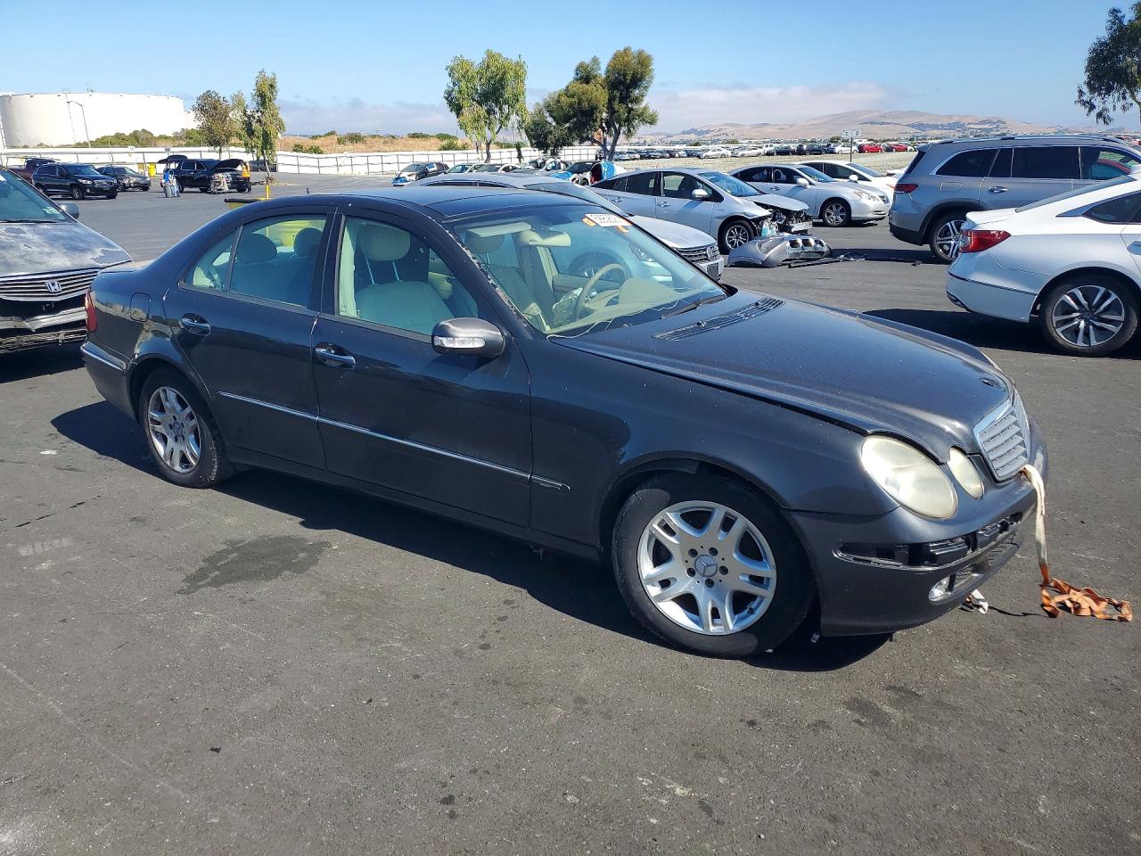 2004 Mercedes-benz E 320 Gray vin: WDBUF65J34A524813