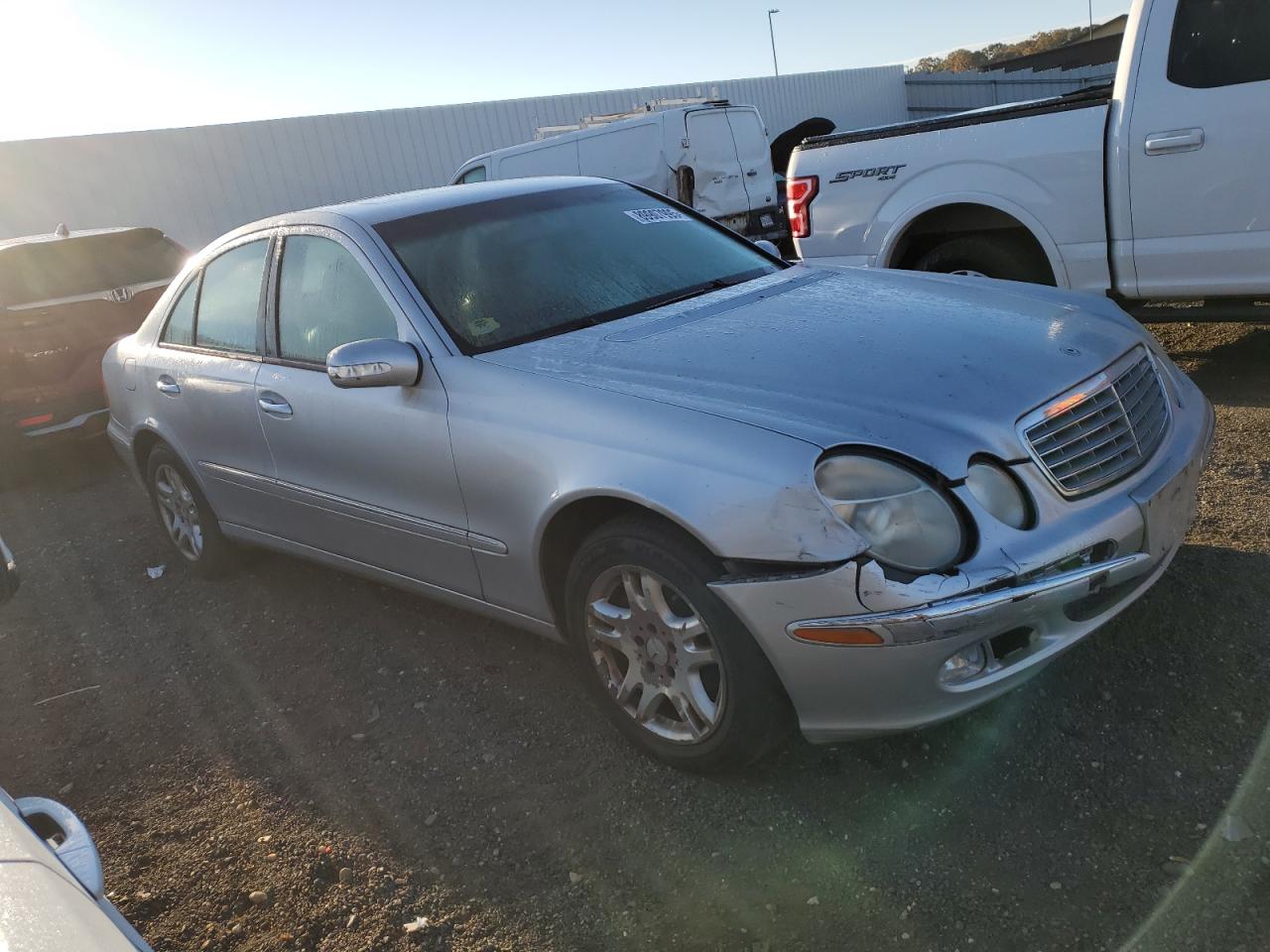 2003 Mercedes-benz E 320 Серебряный vin: WDBUF65J43A285075