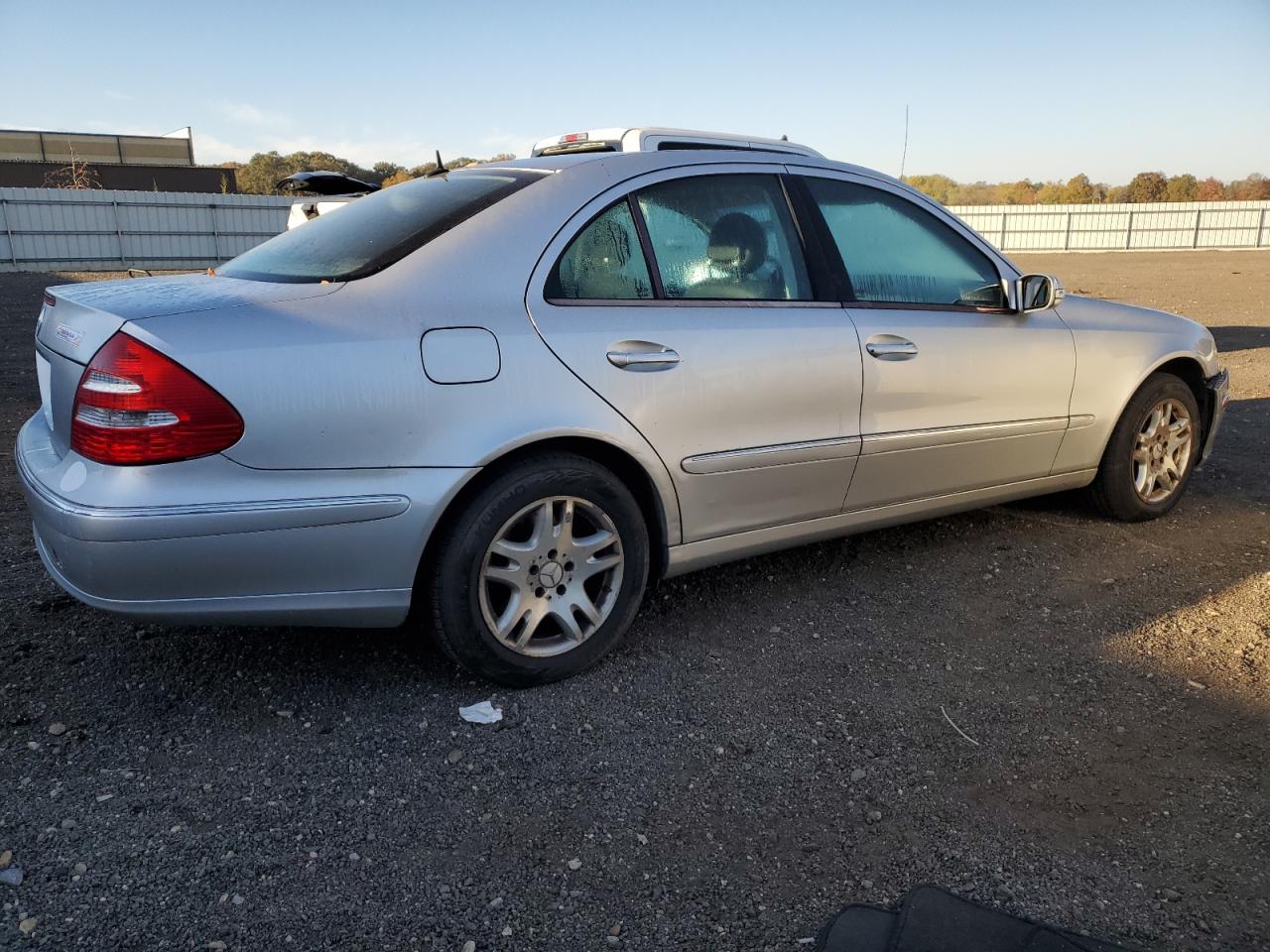 2003 Mercedes-benz E 320 Серебряный vin: WDBUF65J43A285075