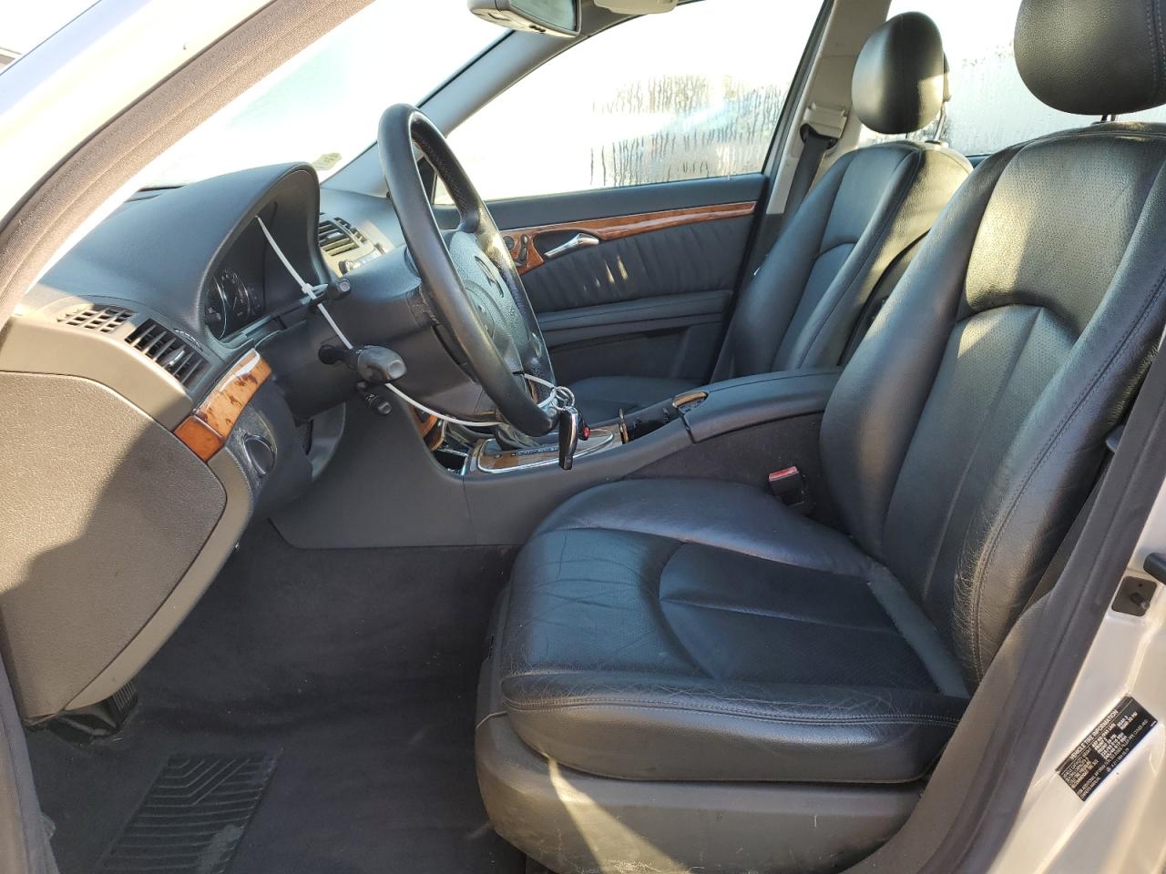 2003 Mercedes-benz E 320 Серебряный vin: WDBUF65J43A285075