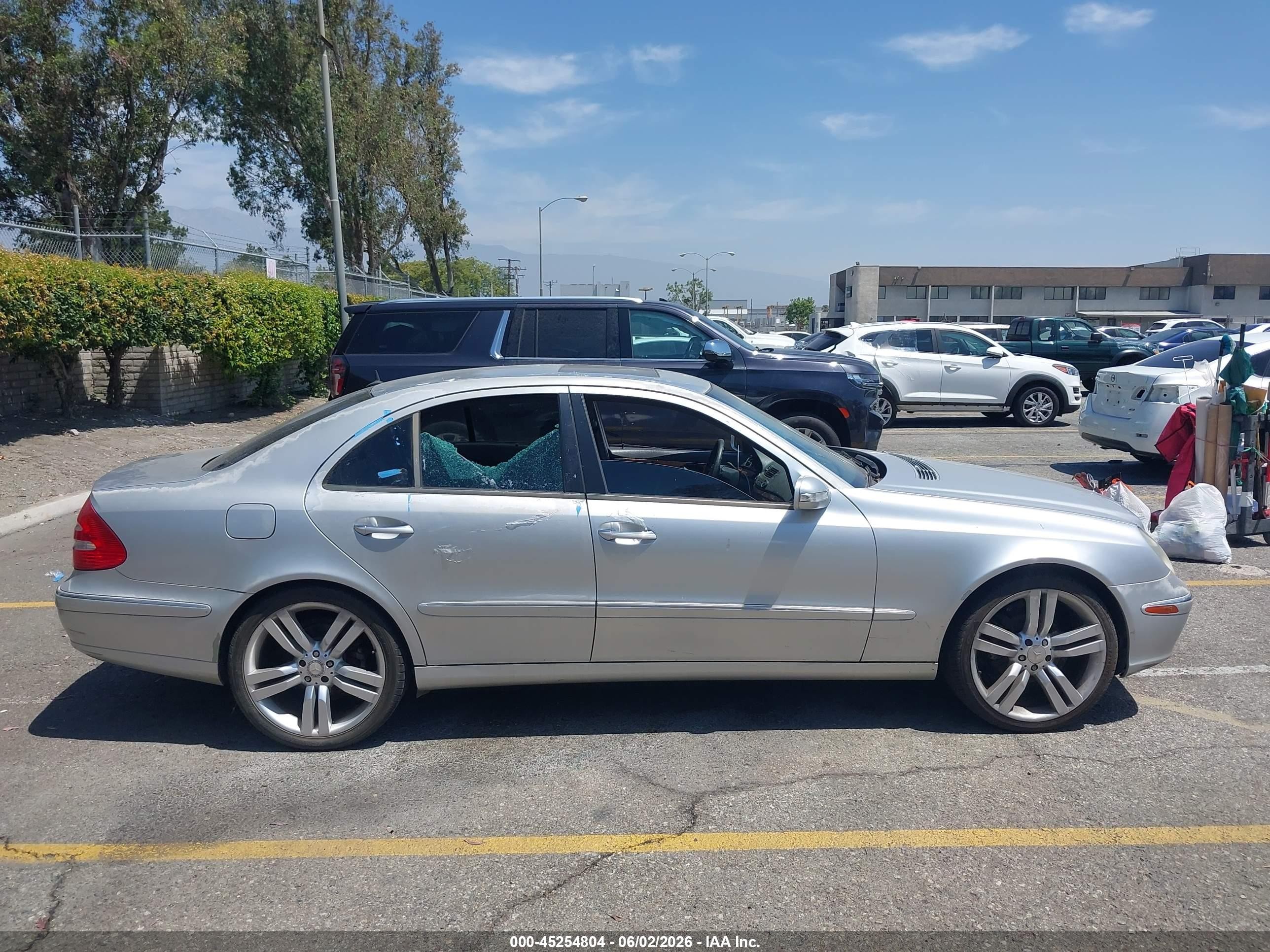 2005 Mercedes-benz E 320 Silver vin: WDBUF65J45A702181