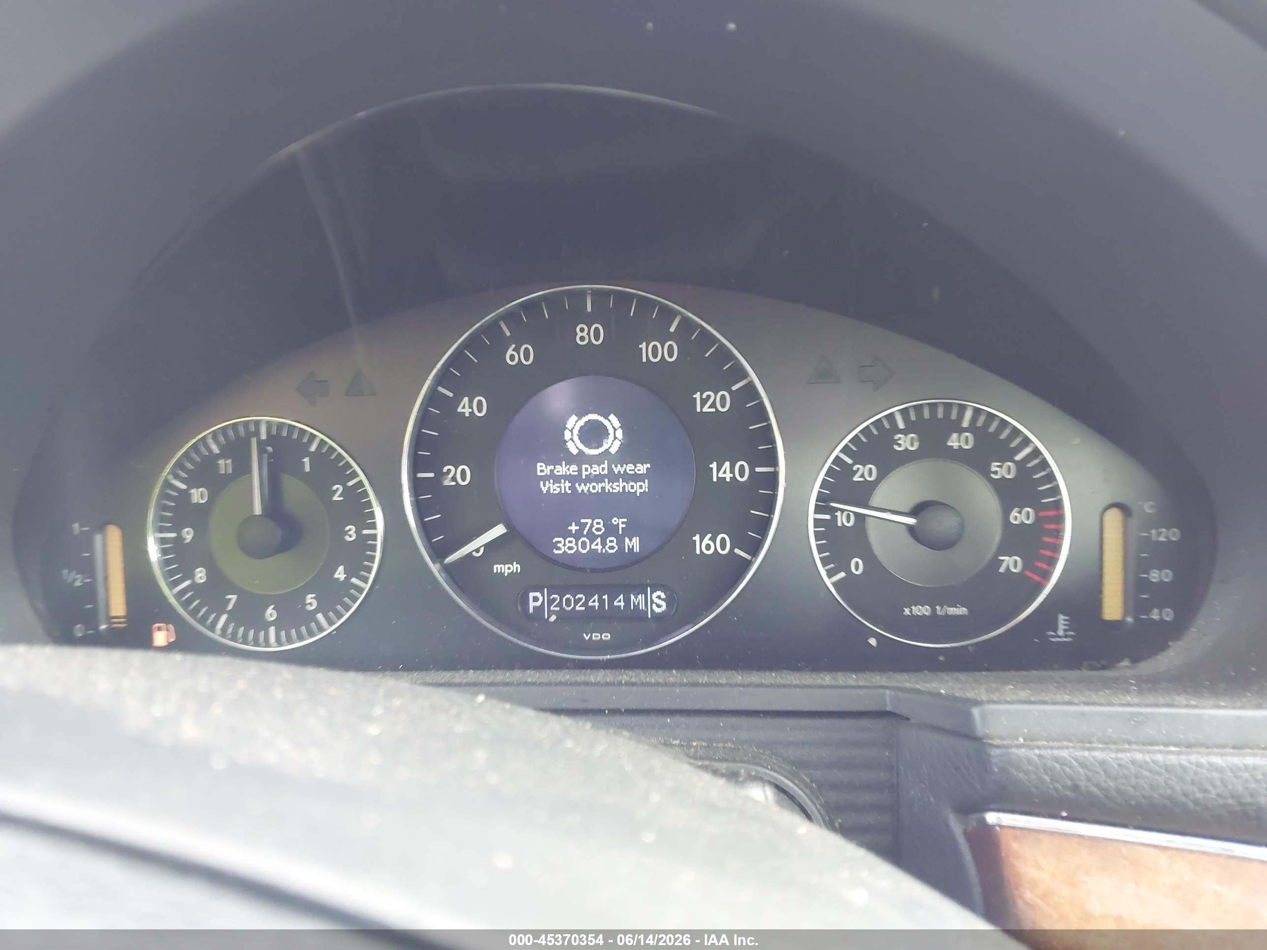 2003 Mercedes-benz E 320   Белый vin: WDBUF65J53A154348