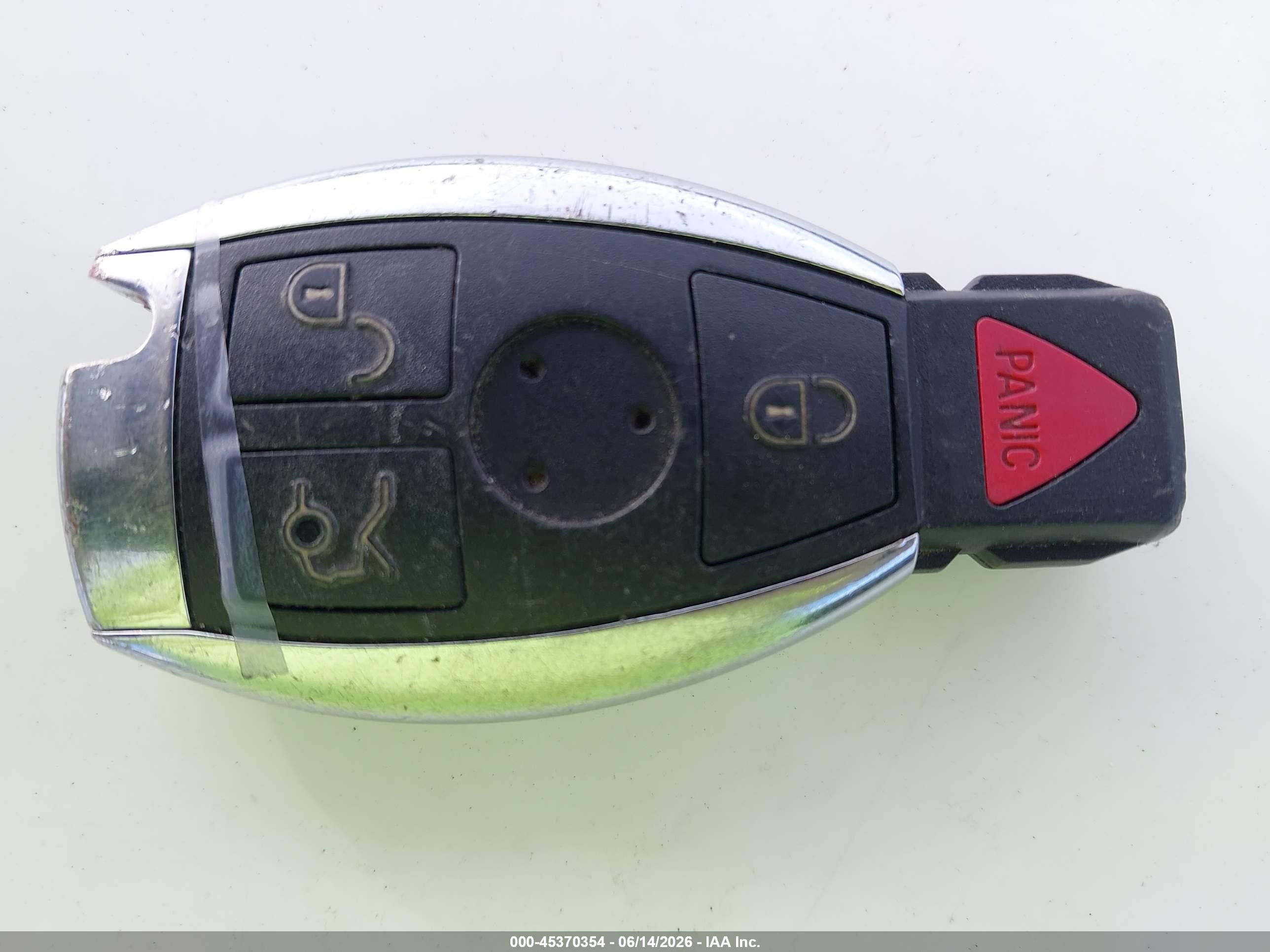2003 Mercedes-benz E 320   Белый vin: WDBUF65J53A154348