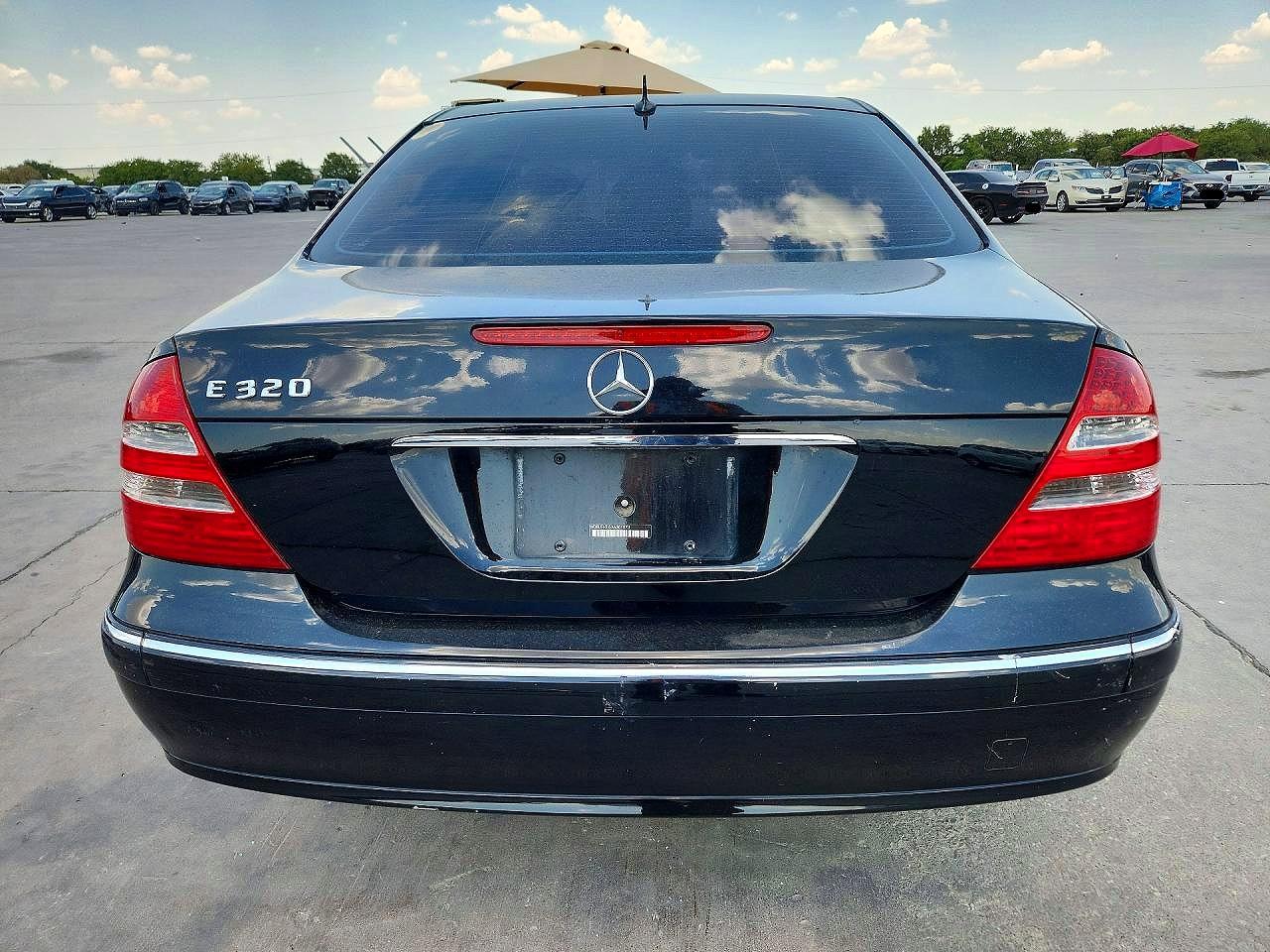 2003 Mercedes-benz E 320 Black vin: WDBUF65J53A301073