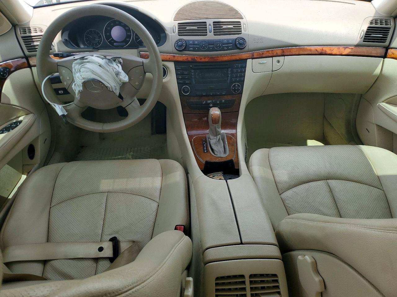 2003 Mercedes-benz E 320 White vin: WDBUF65J53X110492