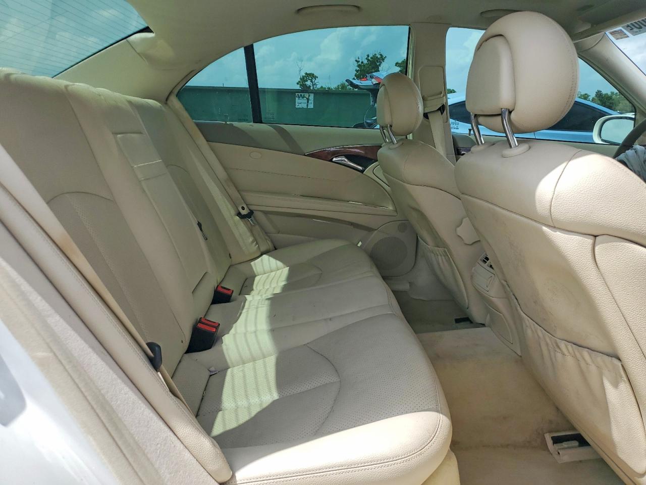 2003 Mercedes-benz E 320 White vin: WDBUF65J53X110492
