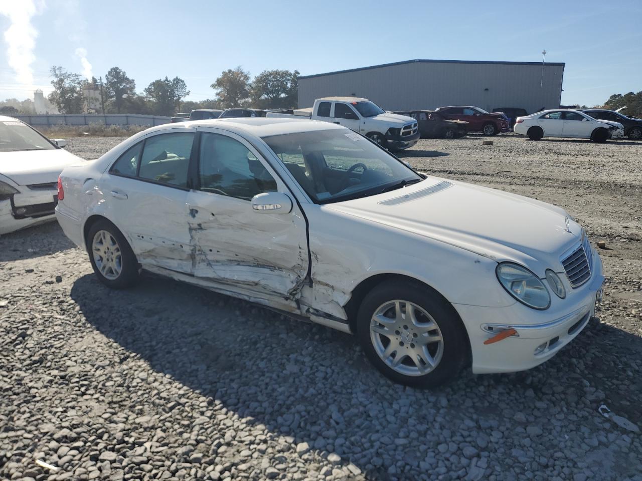 2004 Mercedes-benz E 320 Белый vin: WDBUF65J54A452867