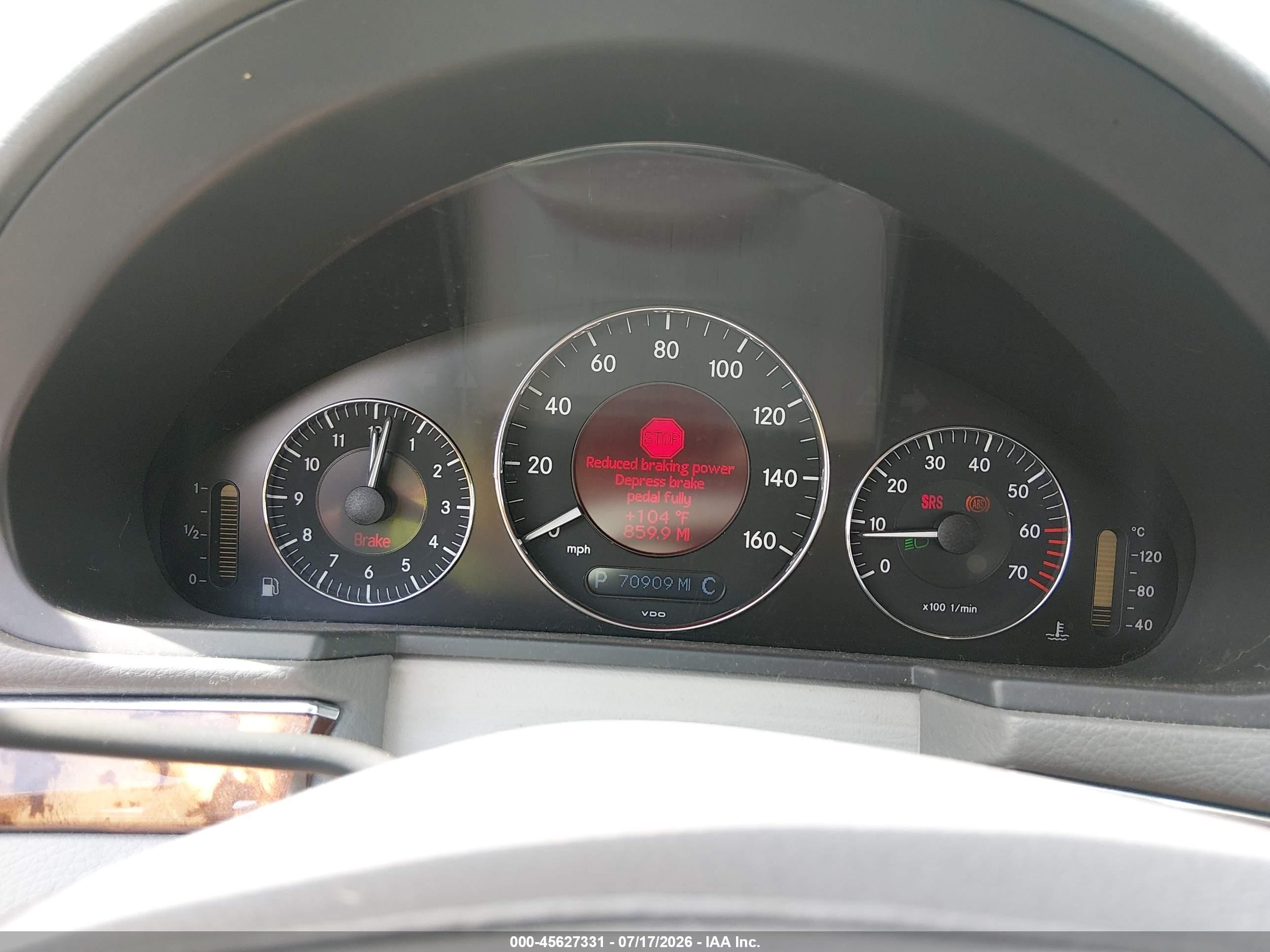 2005 Mercedes-benz E 320   Blue vin: WDBUF65J55A710550