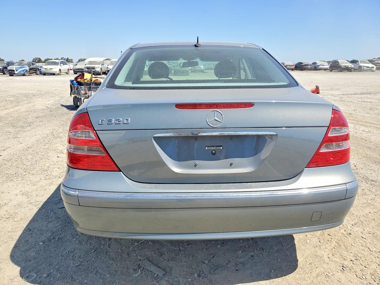 2004 Mercedes-benz E 320 Серый vin: WDBUF65J64X113600
