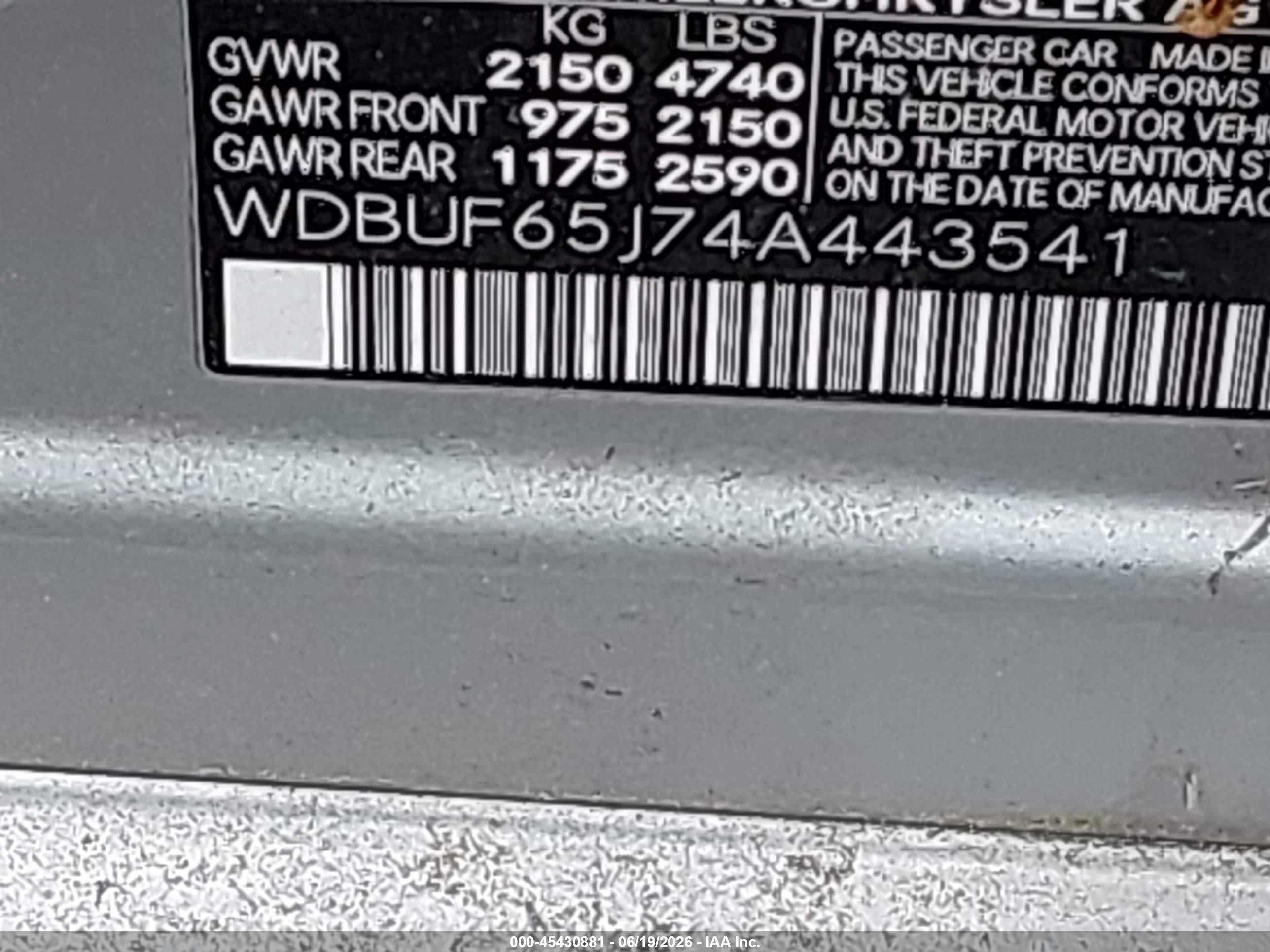 2004 Mercedes-benz E 320   Silver vin: WDBUF65J74A443541