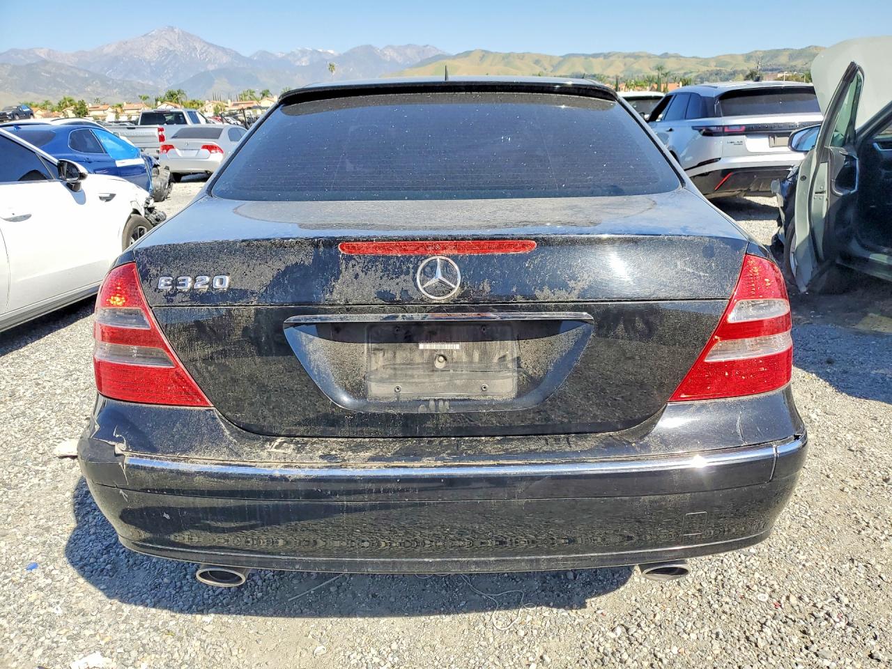 2003 Mercedes-benz E 320 Черный vin: WDBUF65J83A140492