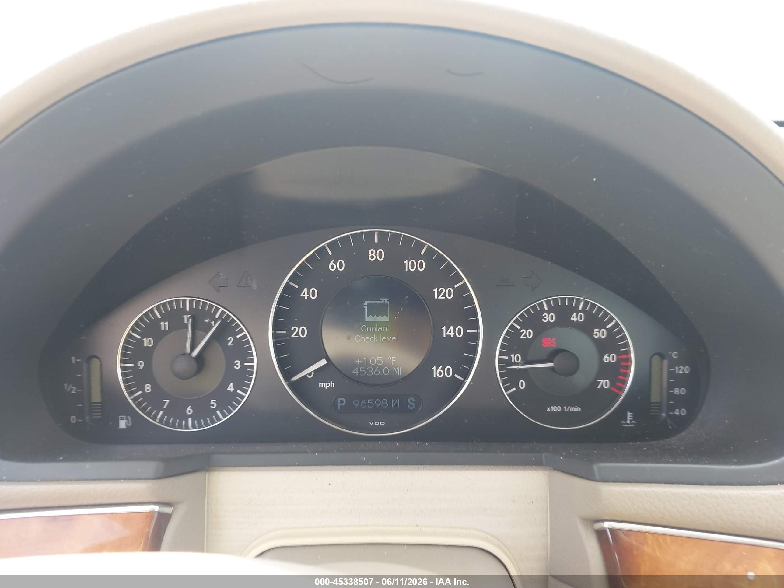 2003 Mercedes-benz E 320   Blue vin: WDBUF65J83A161035