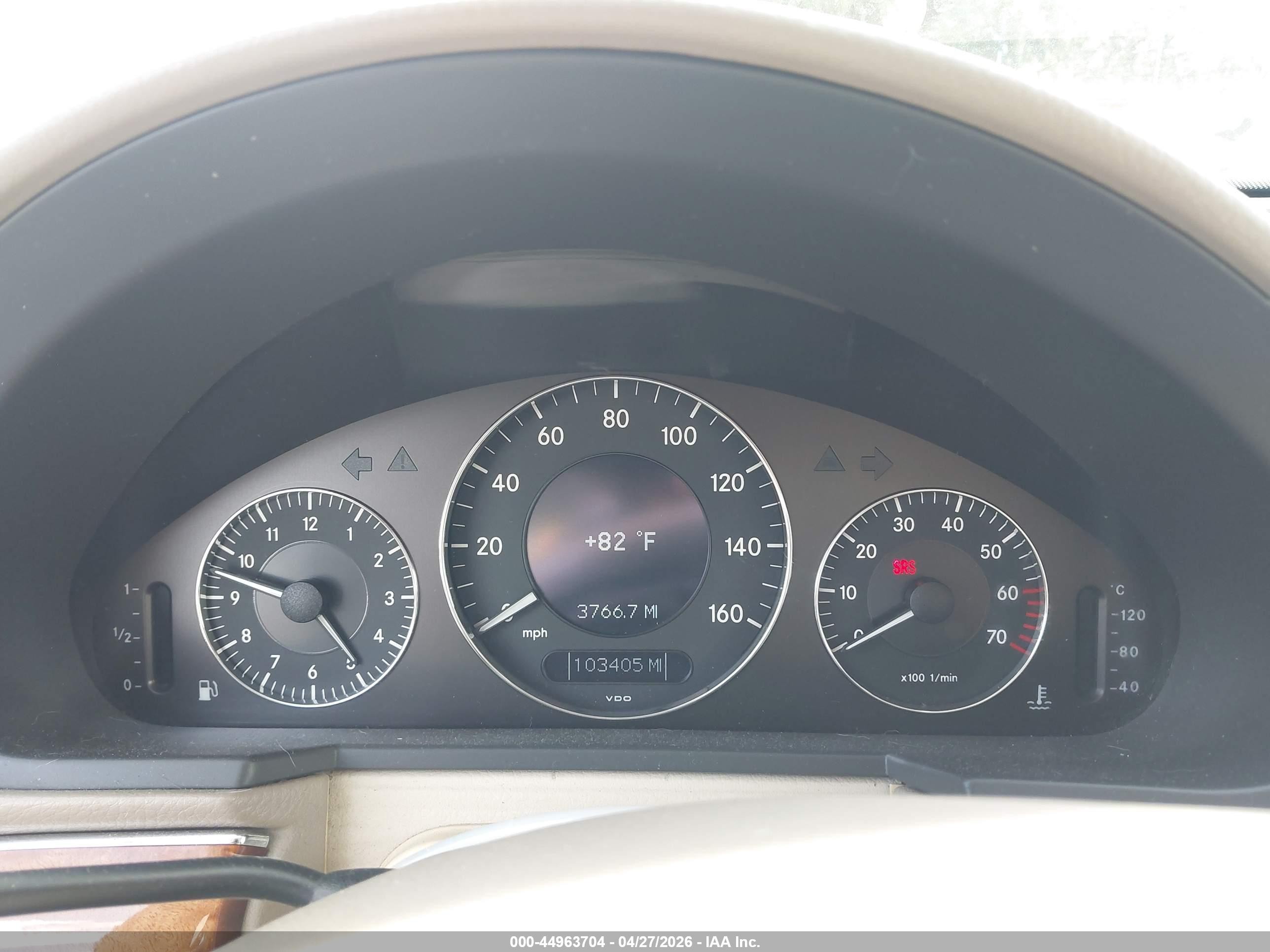 2003 Mercedes-benz E 320   Champagne vin: WDBUF65J83A257909