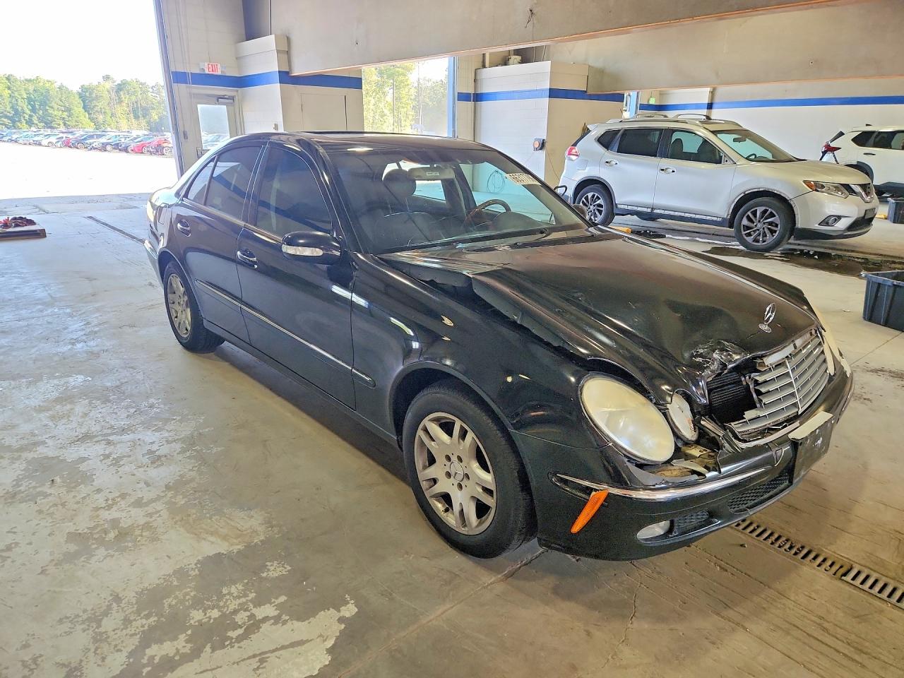 2003 Mercedes-benz E 320 Black vin: WDBUF65J83A356729