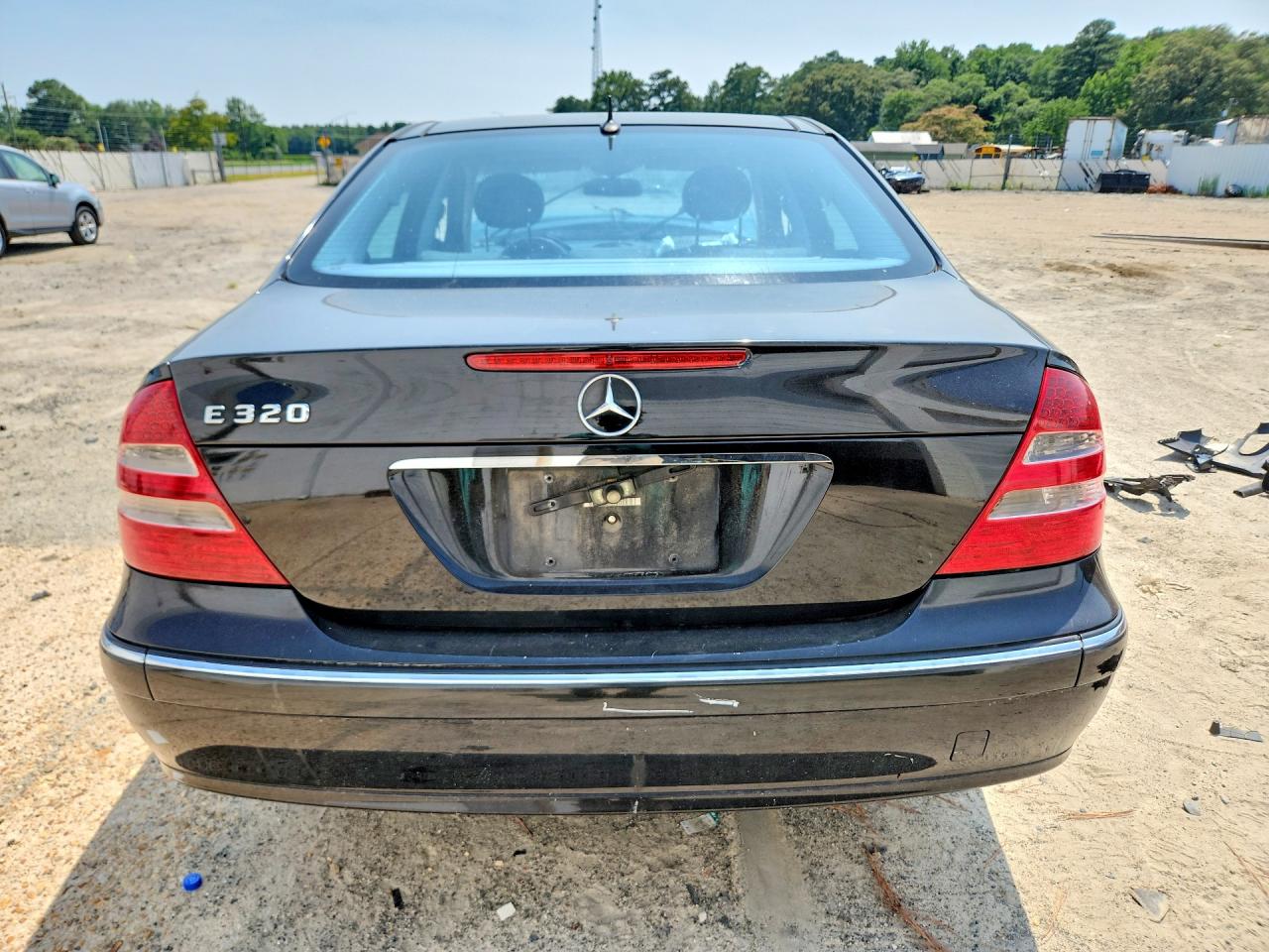 2004 Mercedes-benz E 320 Черный vin: WDBUF65J84A407373