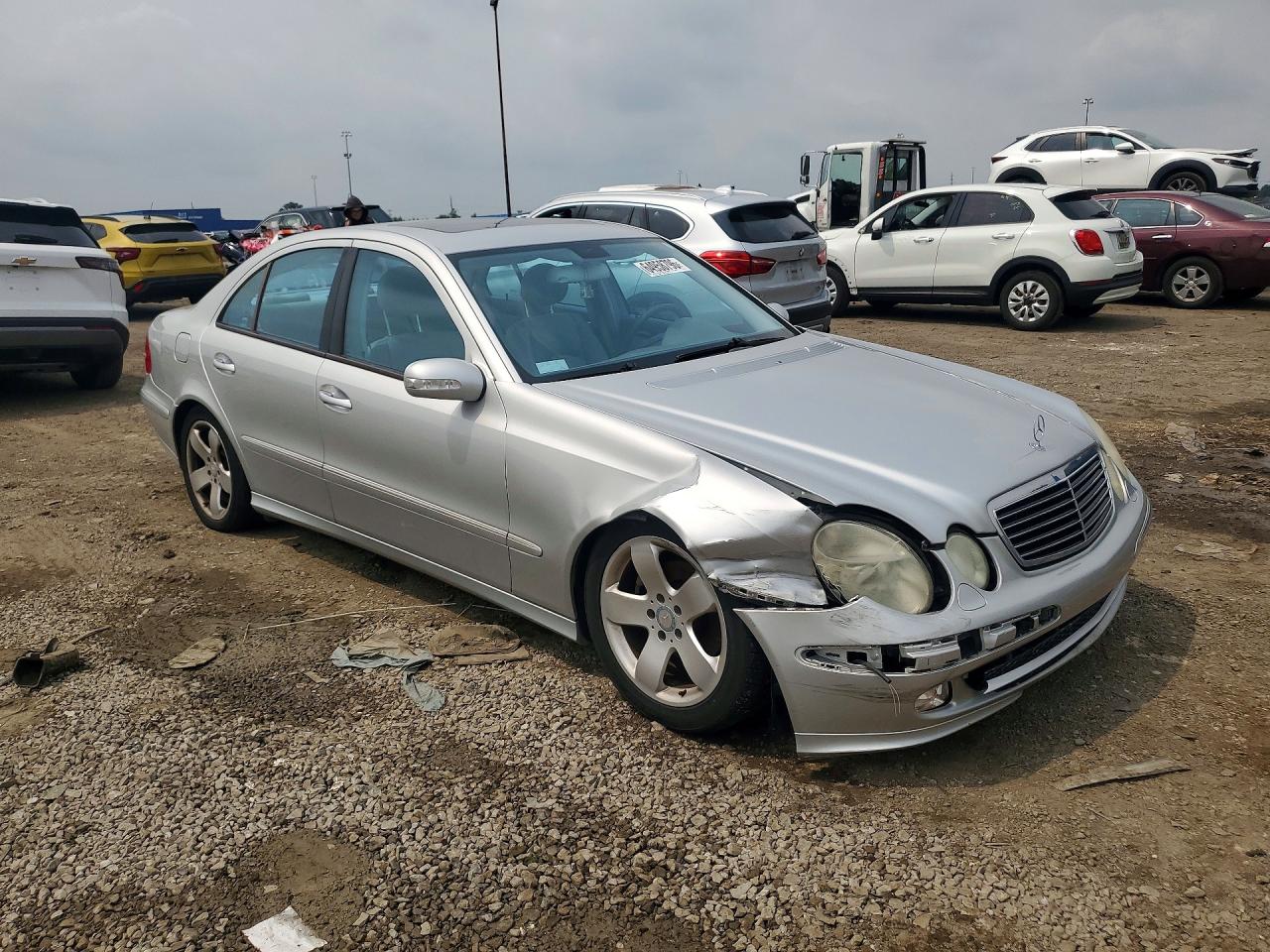 2004 Mercedes-benz E 320 Silver vin: WDBUF65J84A436629