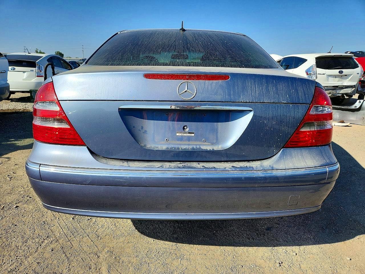 2004 Mercedes-benz E 320 Синий vin: WDBUF65J84A442429