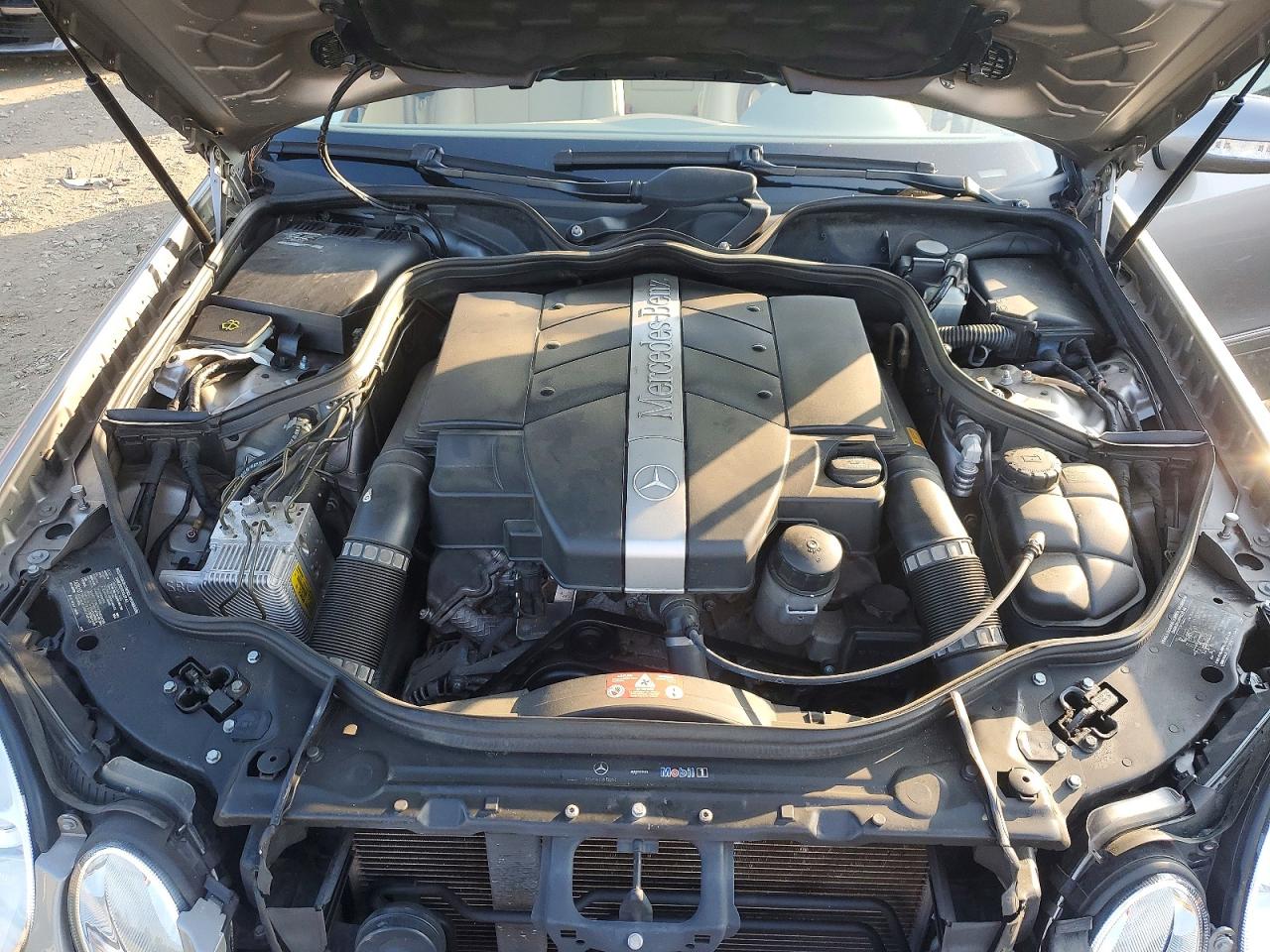 2004 Mercedes-benz E 320 Gray vin: WDBUF65J84A468397