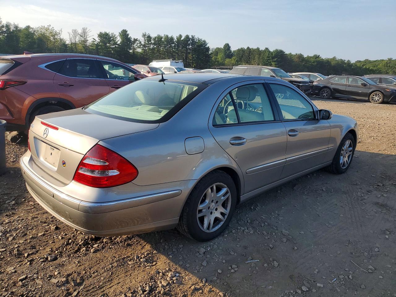 2004 Mercedes-benz E 320 Gray vin: WDBUF65J84A468397