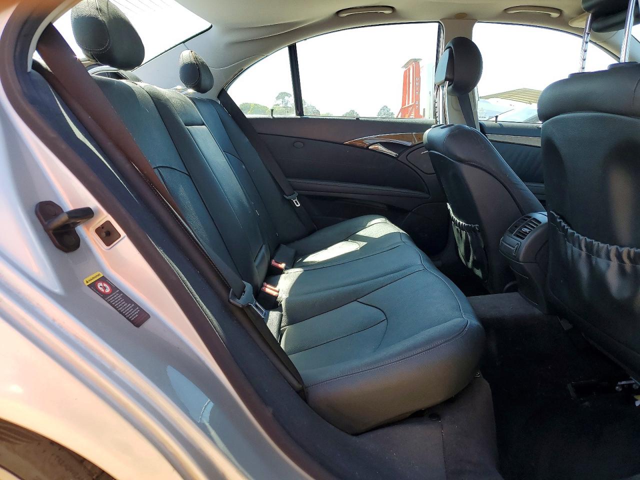2005 Mercedes-benz E 320 Silver vin: WDBUF65J85A645290