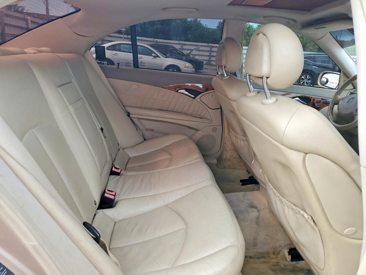 2003 Mercedes-benz E 320 Золотой vin: WDBUF65J93A154580
